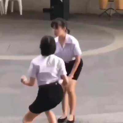 Las tias despues de medio fernet