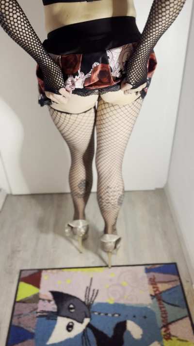 Video: Ich hebe meinen Rock für dich!