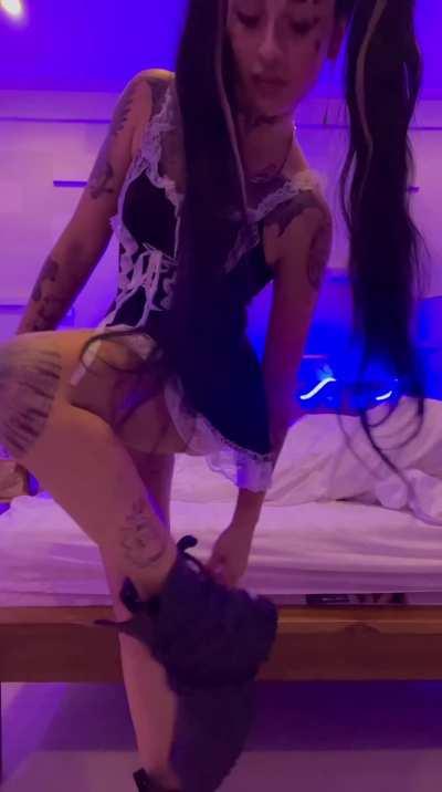 I'm addicted to fucking married guys