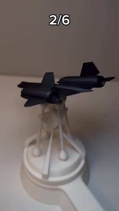 3D-Printed desk toys --credits@printsculptors IG