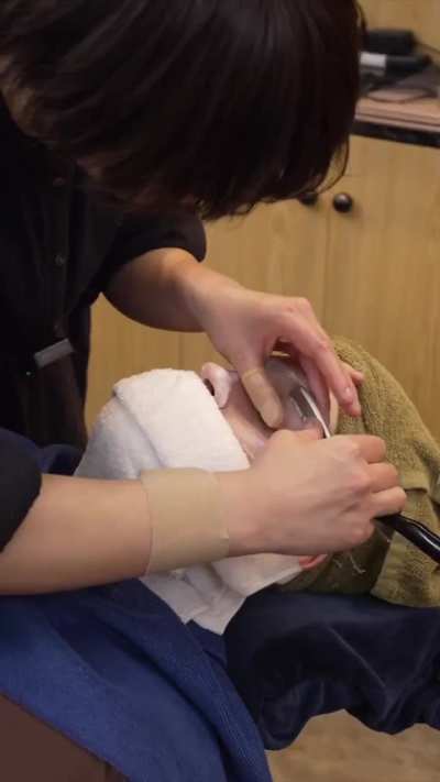 Getting a haircut in Japan is something every dude has to experience at least once in their lifetime