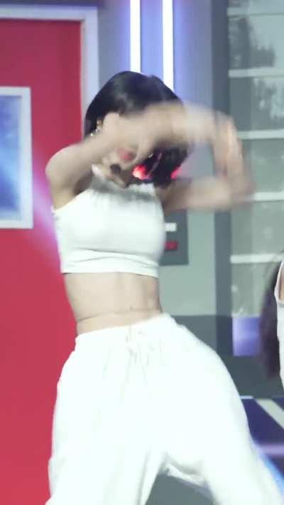 Chaewon of LE SSERAFIM