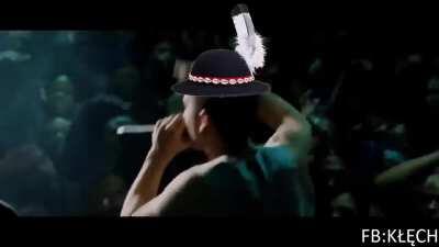 cukierberg wykurwil za ten material xddd