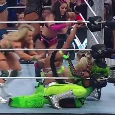 Bianca Belair and Naomi