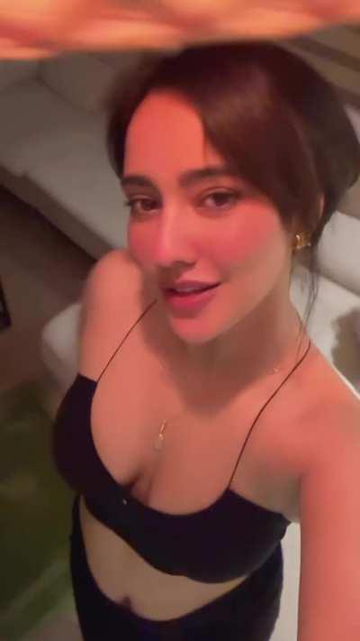 This Shameless Cumguzzler Biharan Raand knows her Real Worth and she is proud of it. Being a Fucking Cumrag for us which provides Shag Materials on daily basis to get oyr abuses and cum. Saali Sadakchaap Bazaaru Chinaal hai yeh