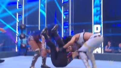 On WWE SmackDown: Alexa Bliss & Nikki Cross vs Bayley & Sasha Banks