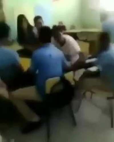 Se lo madrearon raza