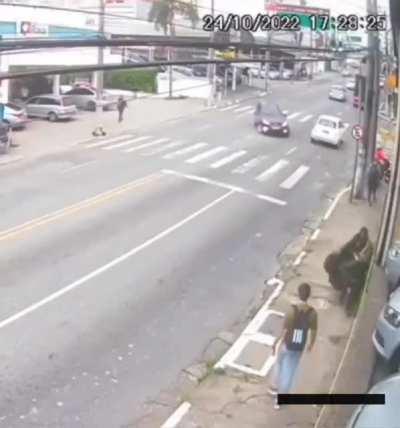 That's why you should cross the street whenever you see someone creepy !!