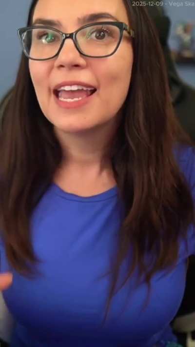 2025-12-09 Trisha's outfit check