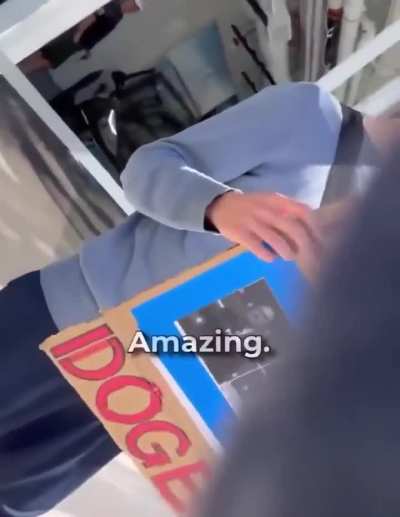 Protestor admits to being paid (same PAC as the one astro-turfing Reddit?)