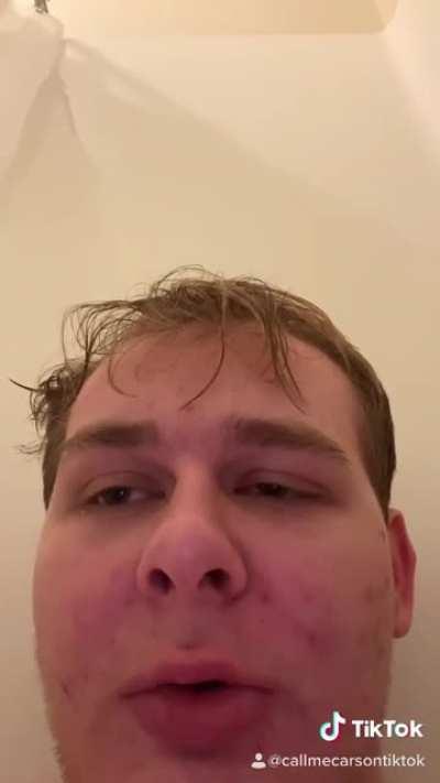 Carson do be spitting