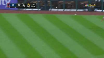 [Highlight] Jose Abreu ties the game at 5 with a 2 out single in the bottom of the 10th