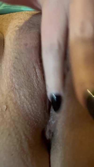 The evolution of stubbly, shaving and then smooth MILF pussy