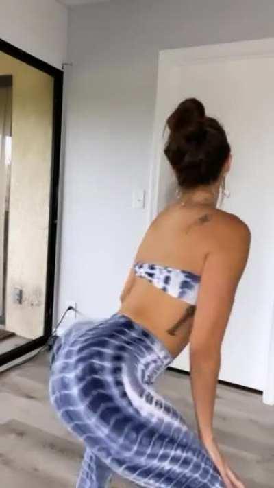 Latinas know how to shake it better than anybody 😍😍😍