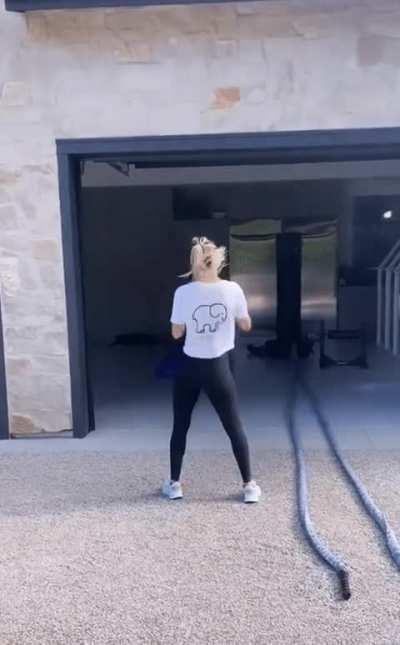 Workout - GIF