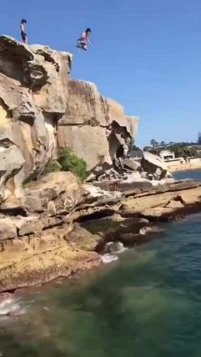 Stepbrothers first cliff dive in Australia (born in the Phillipines) 🥵