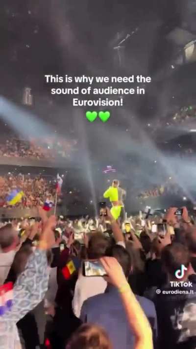From Käärijä's stories (I'm loving all the videos from that night 💚)