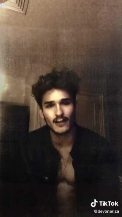 Bird-nest lookin’ ass