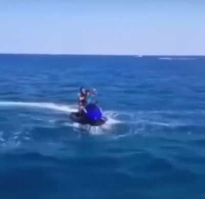 Jetski explodes (nobody died)