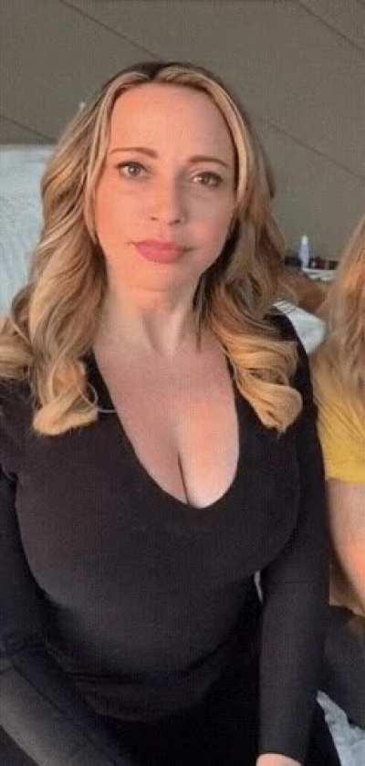 Tara Strong