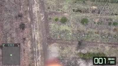 Ukrainian KRAKEN unit drops grenades on russians