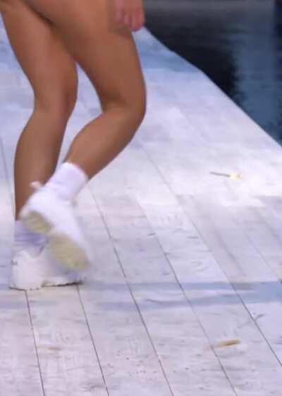 Wait for it (@stephjrayner)