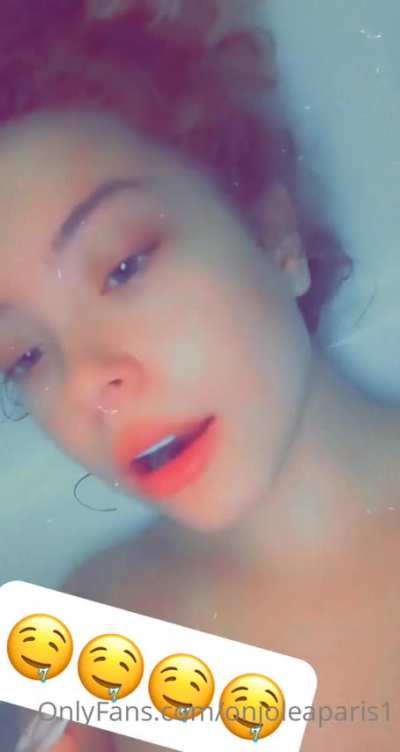 Pretty girl with wet mouth gags on fingers 😍