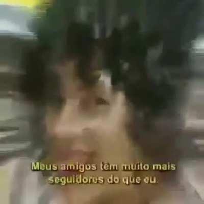 o ato de ligar o foda-se