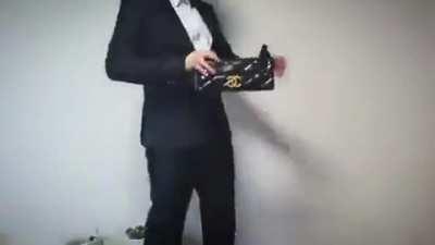 RWBY and ordinary objects like clutches