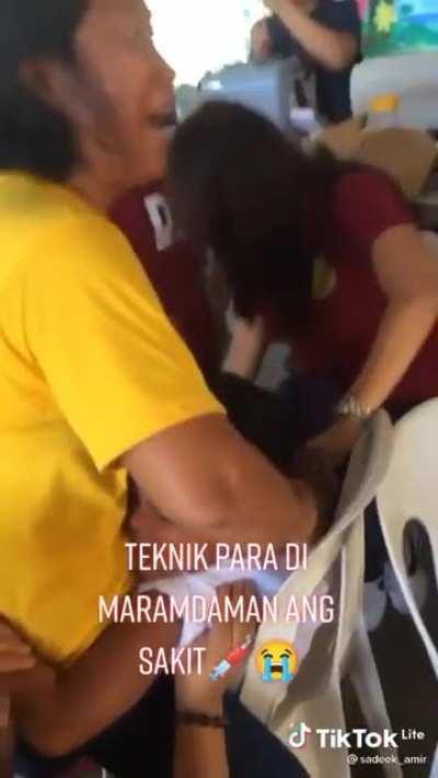 10/10 SINGING NAPAK DEKALIDAD