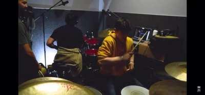 Y’all remember the time Mark and Ethan got possessed by music spirits and performed a perfect cover with a great beat and awesome fill-ins