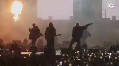 Why Carti slam Erry like that 😭😭