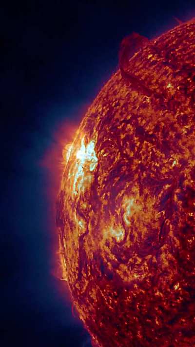 We just had the STRONGEST SOLAR FLARE of 2025!