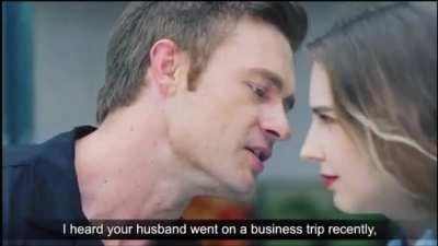 That “seductive tongue movement” tho