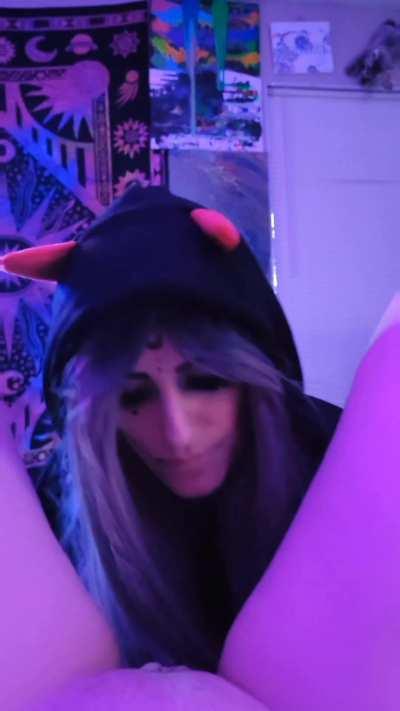 Devil licking spider