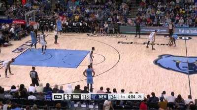 [Highlight] Ben Simmons allows Morant to run 20 seconds off of the clock walking the ball up the court, then immediately fouls out when Ja picks it up