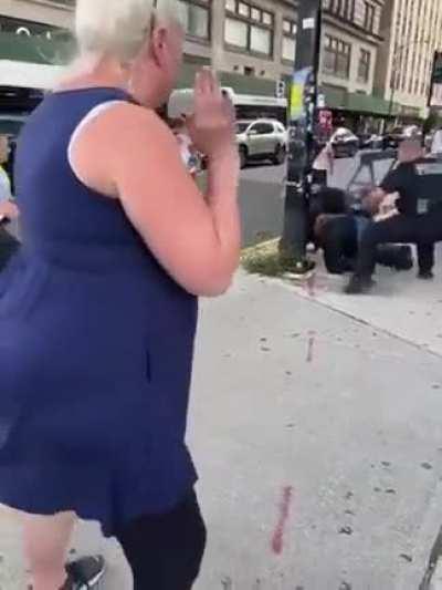 Infamous criminal (Torrence Reese) runs from Chicago police. Bystander pushes him face first into lamp post.