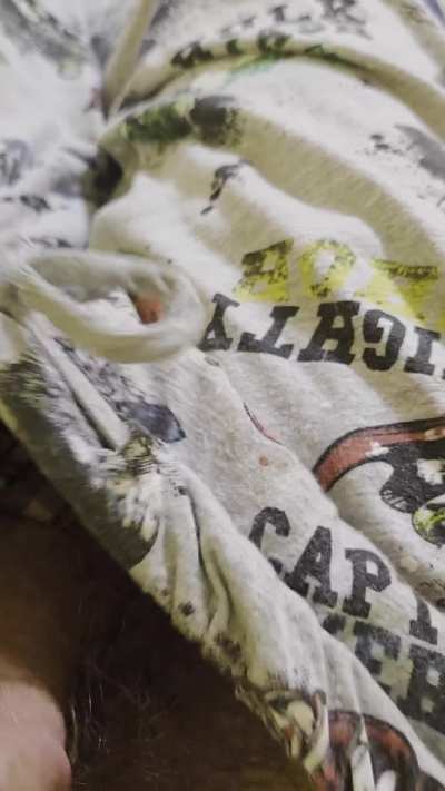 I love wetting my bed