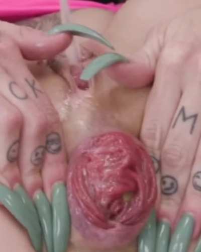 Alexxa Vice Licking Sasha Beart's Dirty Prolapse