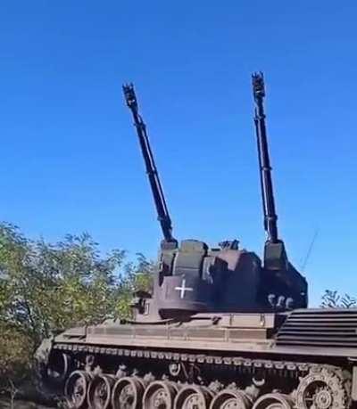 Ukranian Flakpanzer Gepard SPAAG does a little dance.