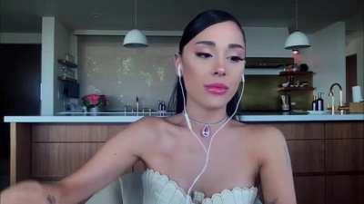 Ariana Grande is so sexy