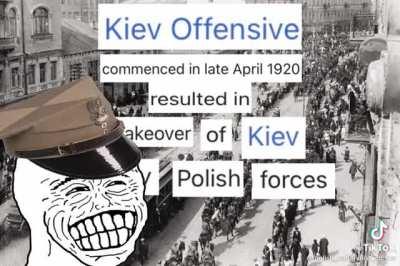 On this day,103 years ago,Germany signed the Armistice of Compiègne at 5:45 am,which took effect at 11 am,ending ww1.On the same day,same year an independent Polish state appeared on the map of Europe after 123 years of non-existence,which saved Europe fr