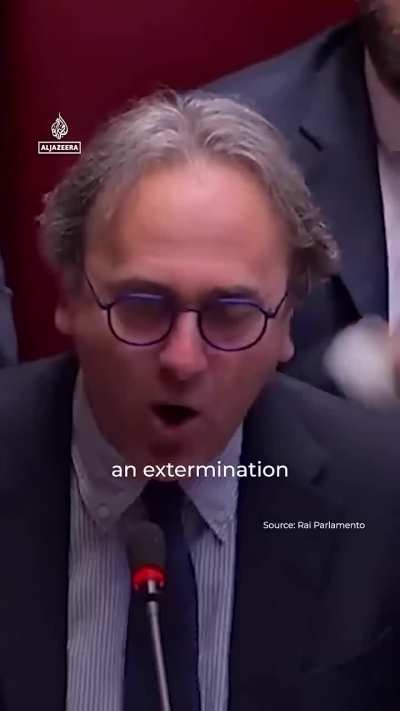 0:09 - Juices can't dream of a better girlfriend than her