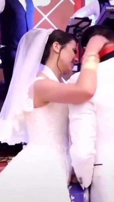 The best wedding gift [Video]