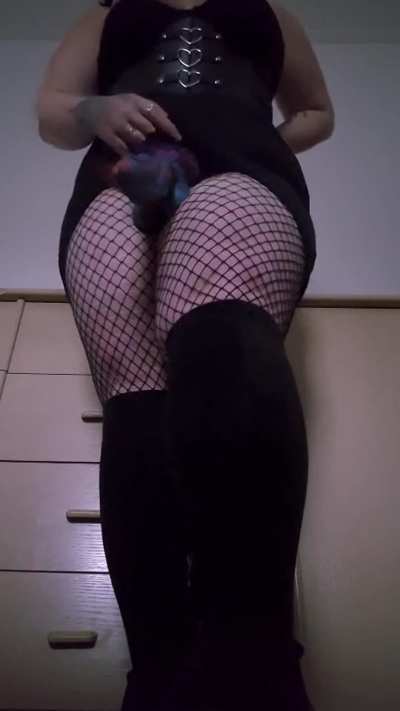 How's this for a first date idea?