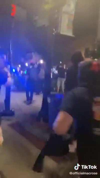 Here's the police pretending to kneel to draw protesters closer so they could gas them. Don't believe this kind of performative bs for a second.