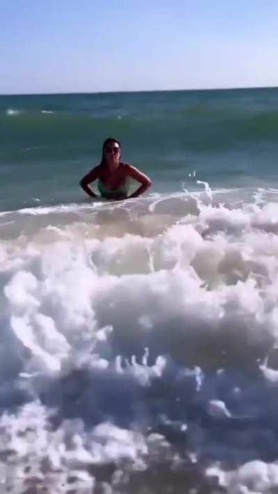 Georgina makes us happy 🍑