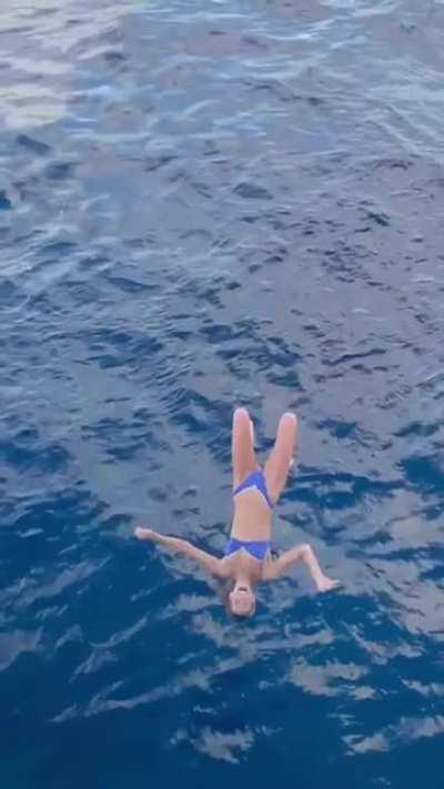 Ouch! Her jump went wrong.