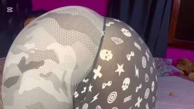 Can u eat them babe? 💨