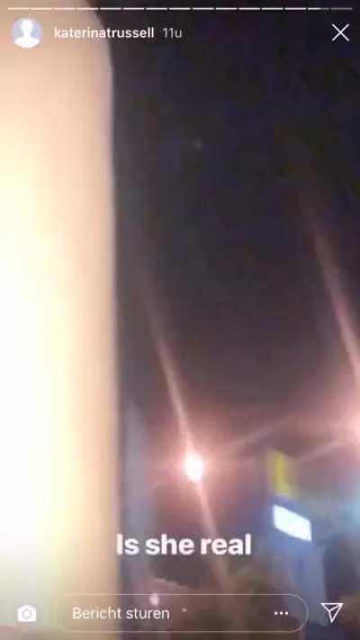 She pulls out her nipple and doesn’t even care